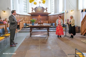 In de dienst van zondag 14 mei werden Hanneke Wiersema en Gabriëlle wiegertjes bevestigd in het ambt van ouderling.